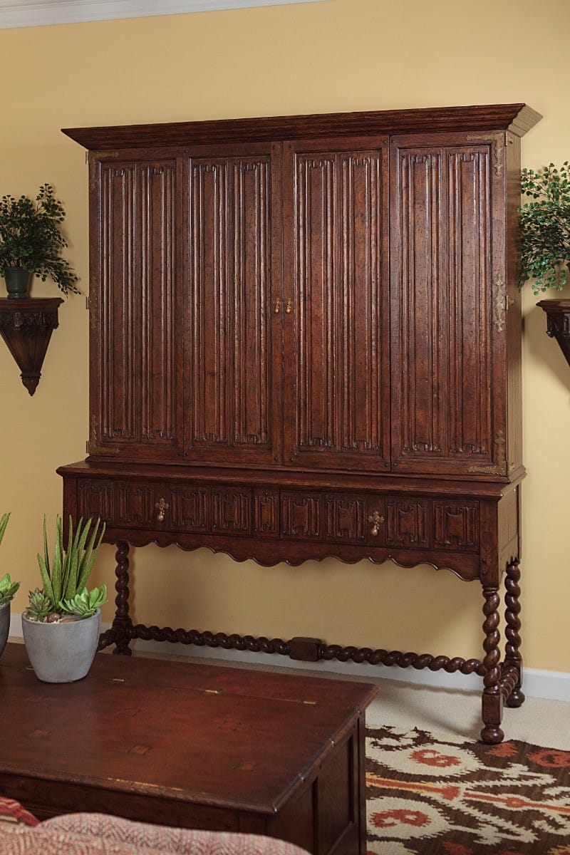 Jonathan Charles Living TV Cabinet Elizabethan - Tudor Oak House of Isabella UK