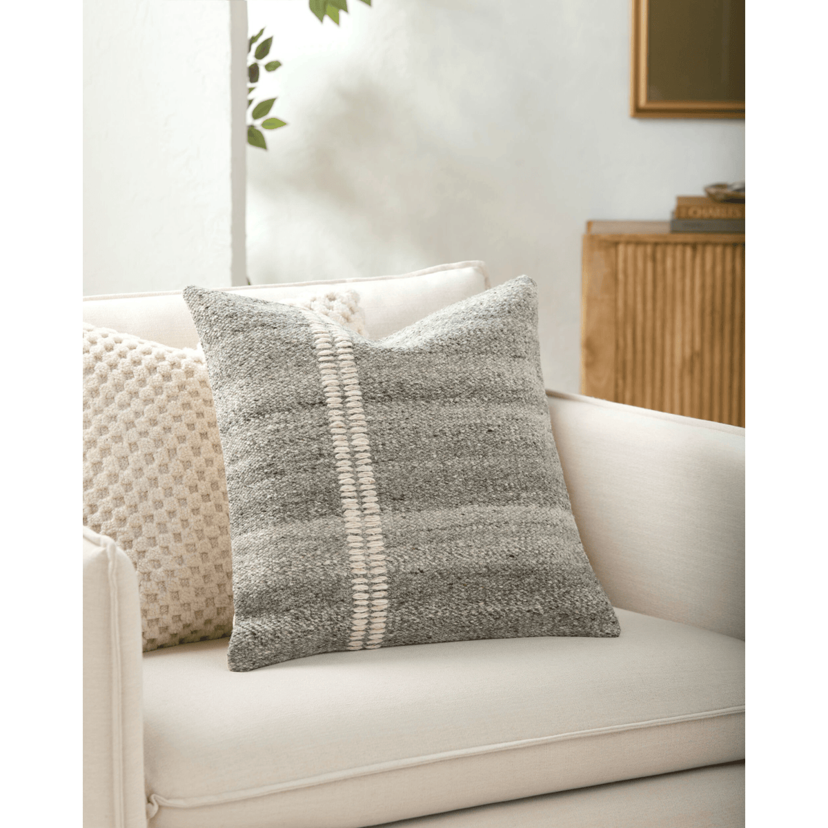 Keiichi Decor Jundah Woven Cushion in Grey - 51 x 51 cm House of Isabella UK