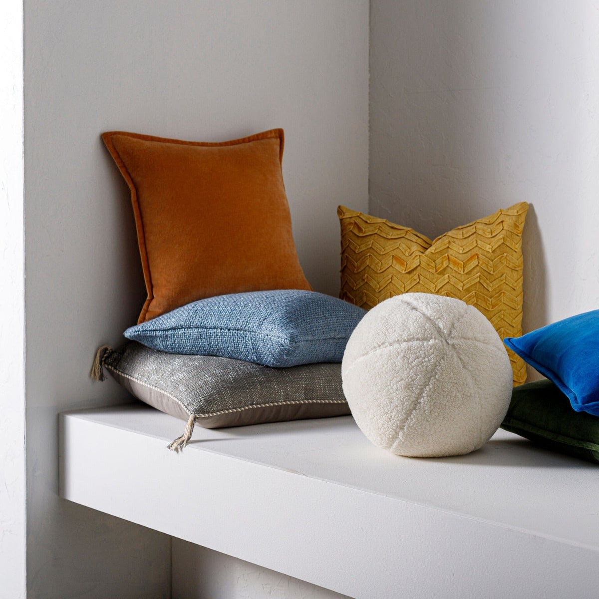 Keiichi Living Bola Fleece Cushion - 30 x 30 cm House of Isabella UK