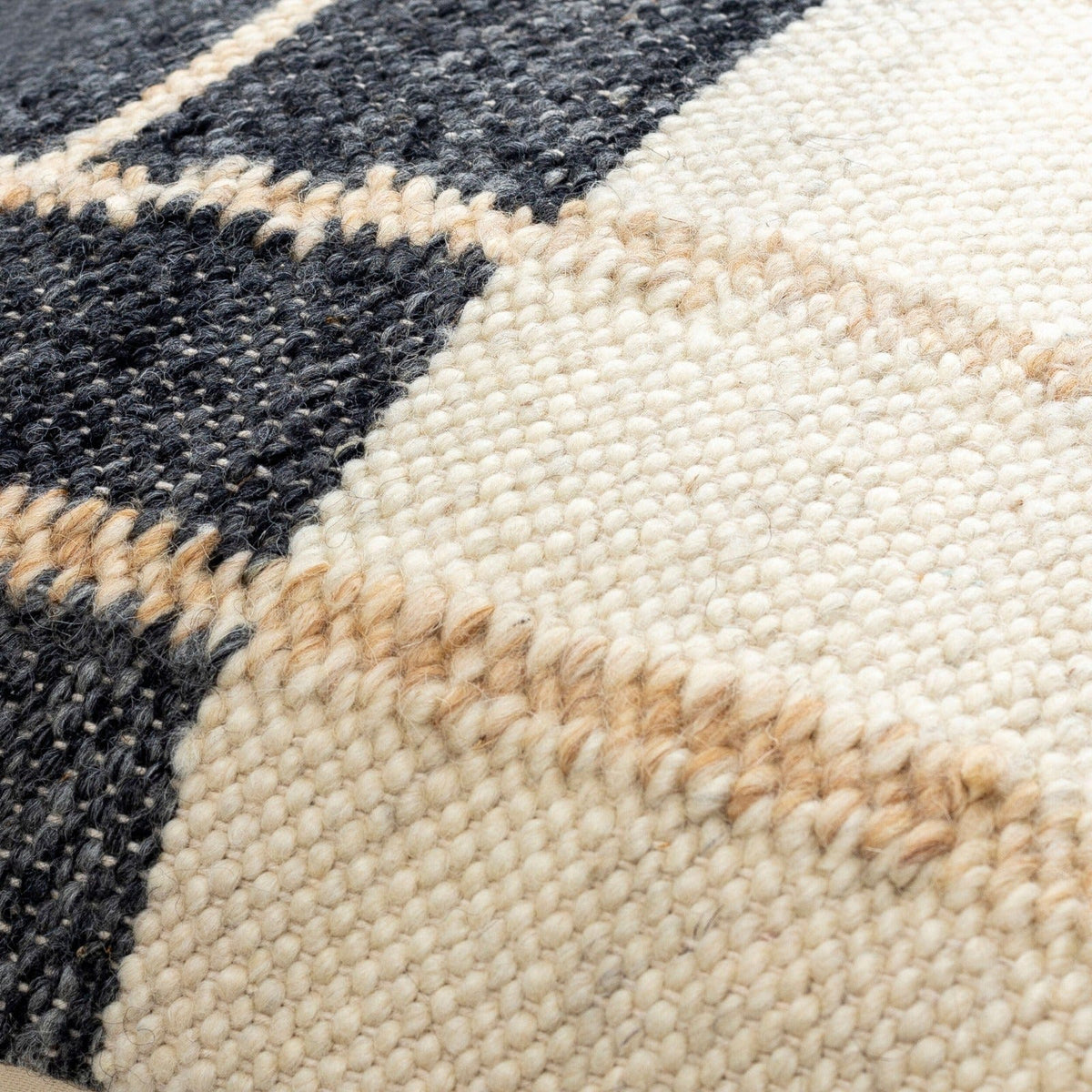 Keiichi Living Kambalny Woven Cushion - 51 x 51 cm House of Isabella UK