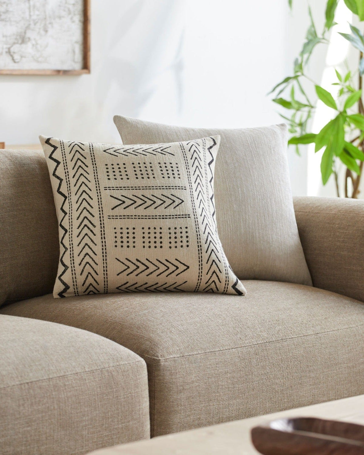 Keiichi Living Malian Hand Woven Cushion Arrows - 51 x 51 cm House of Isabella UK