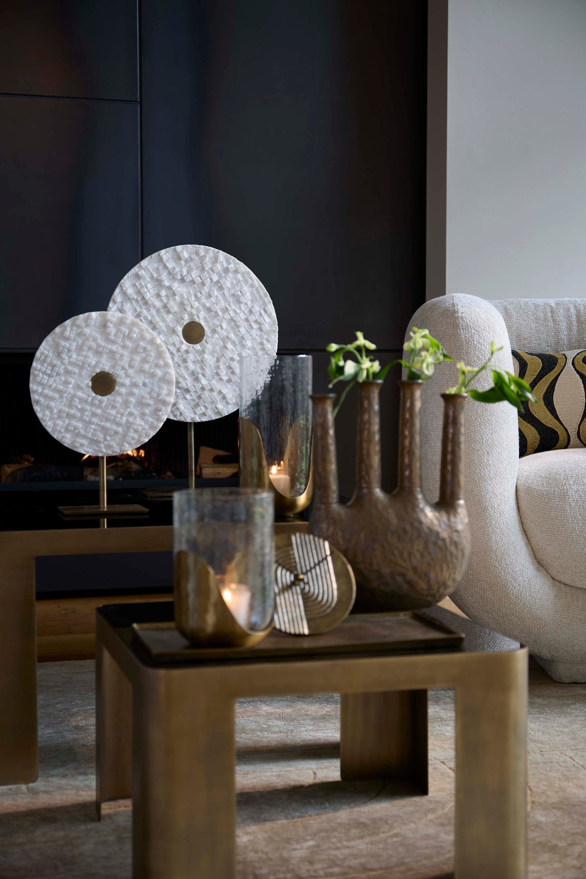 Light & Living Accessories Ornament on base 35x12x50 cm YVO marble white+antique bronze House of Isabella UK