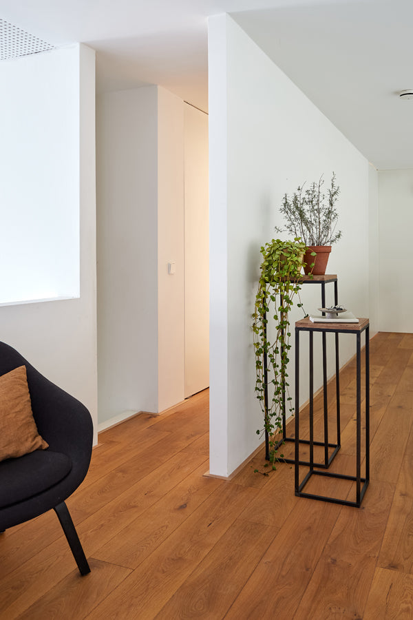 Light & Living Accessories Pillar S/2 30x30x82,5+35x35x102 cm YARULA wood+black House of Isabella UK