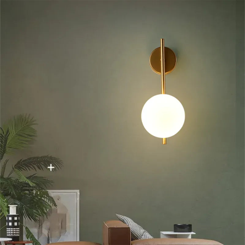 Light My House Gold Globe Wall Lamp - Luxury Bedroom Living Room Light Fixture House of Isabella UK