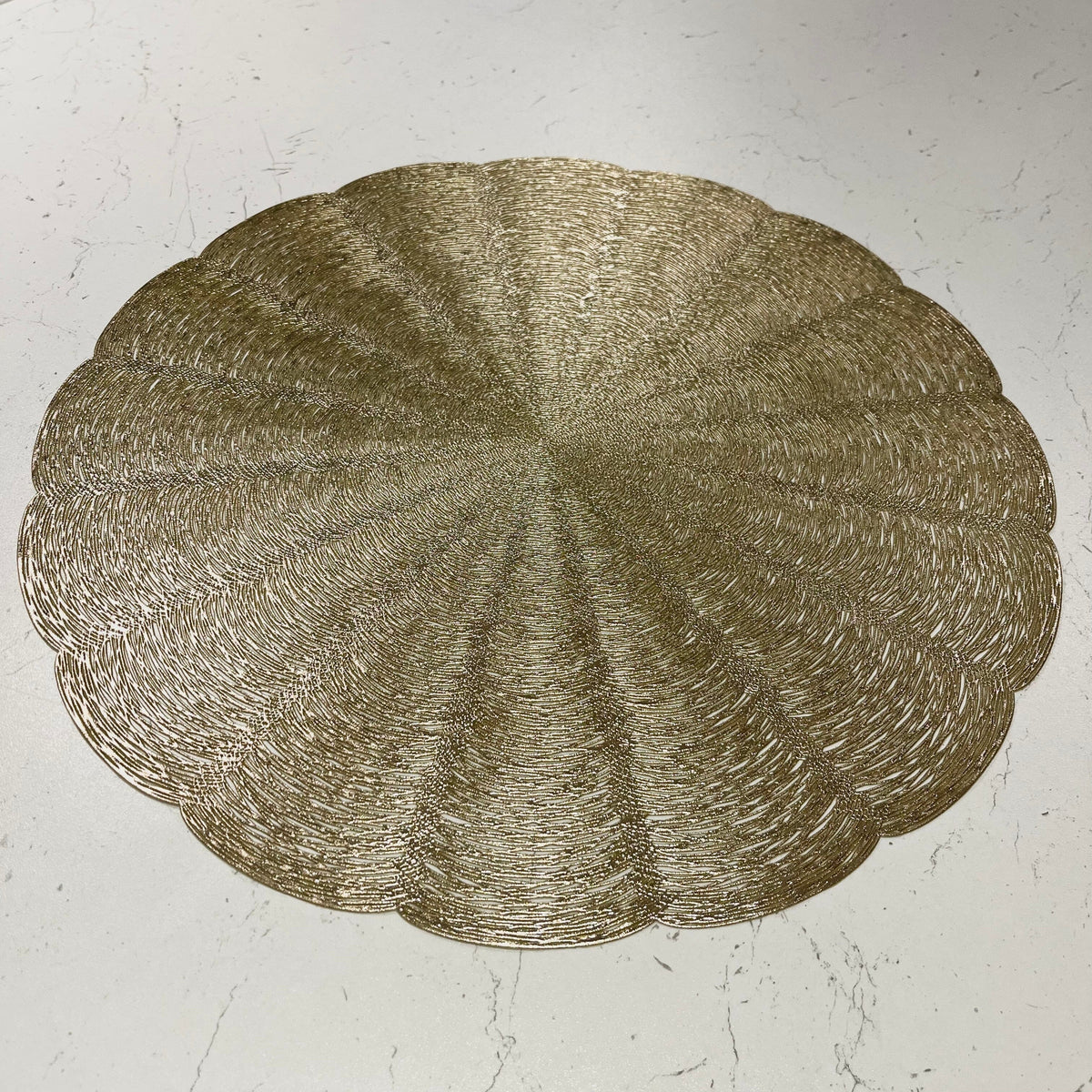 Lyra Gold Round Placemat