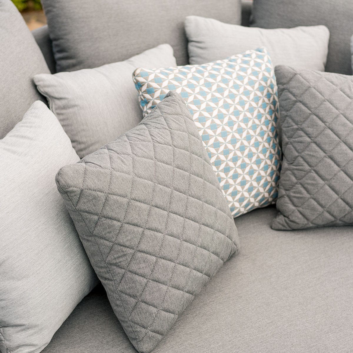Maze Living Fabric Scatter Cushion Quilted (Pack of 2) / Flanelle House of Isabella UK