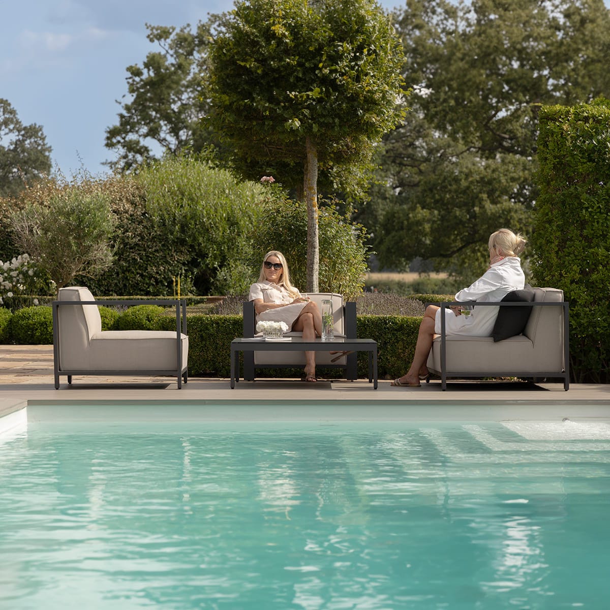 Ibiza Armchair / Oatmeal.