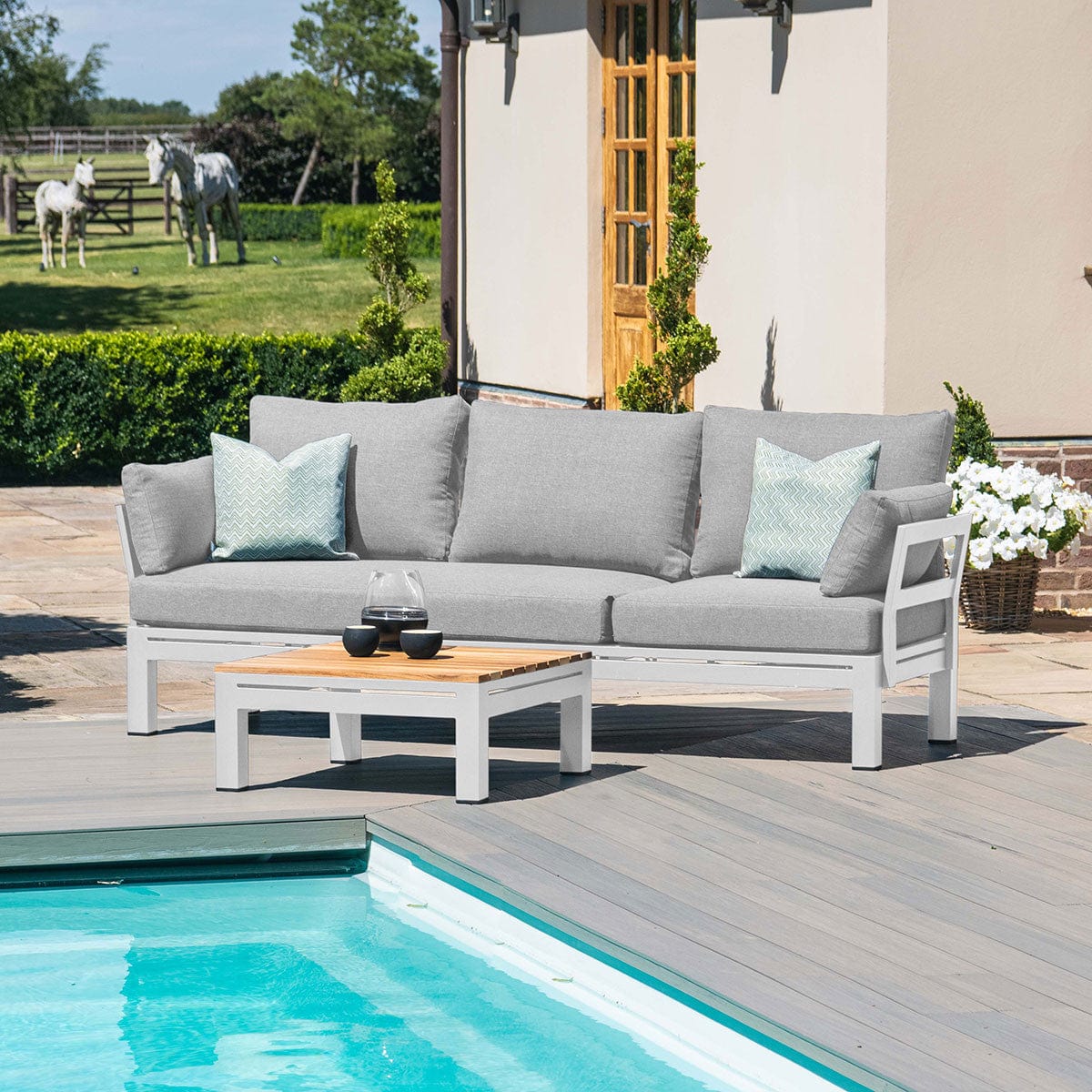 Maze Outdoors Oslo Chaise Sofa Set / White House of Isabella UK