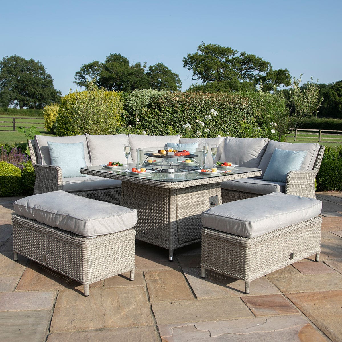 Maze Outdoors Oxford Royal Corner with Fire Pit House of Isabella UK