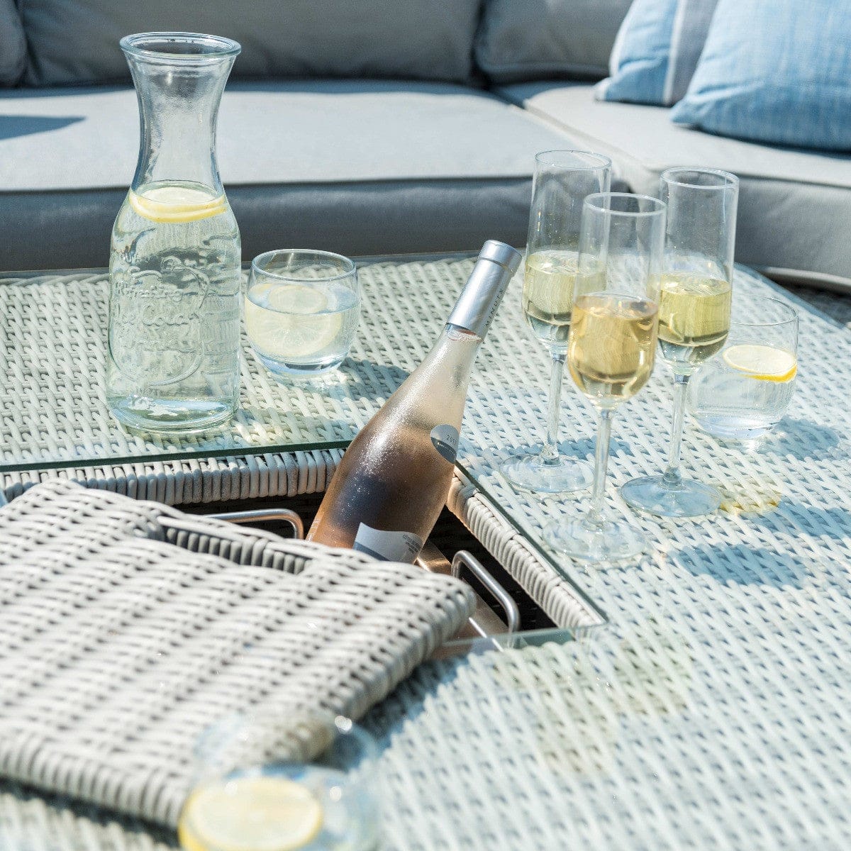 Maze Outdoors Oxford Royal Corner with Rising Table House of Isabella UK