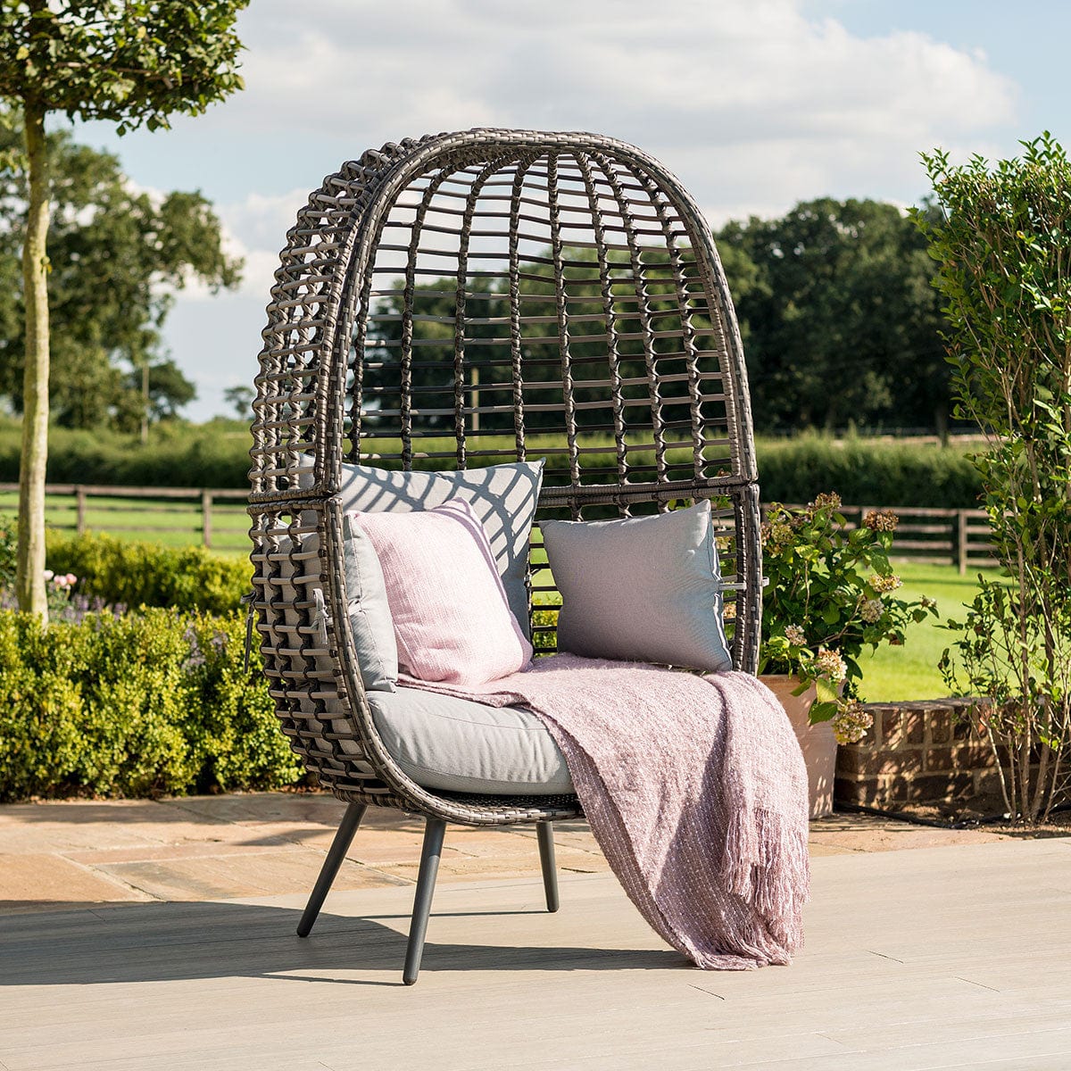 Maze Outdoors Riviera Chair / Grey House of Isabella UK