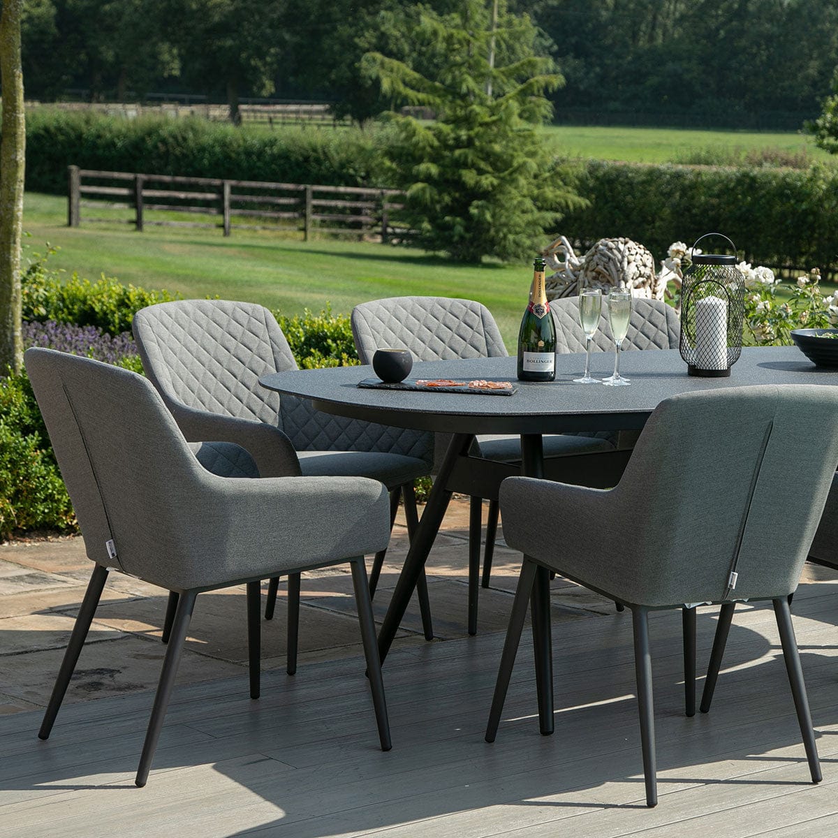 Maze Outdoors Zest 8 Seat Oval Dining Set / Flanelle House of Isabella UK