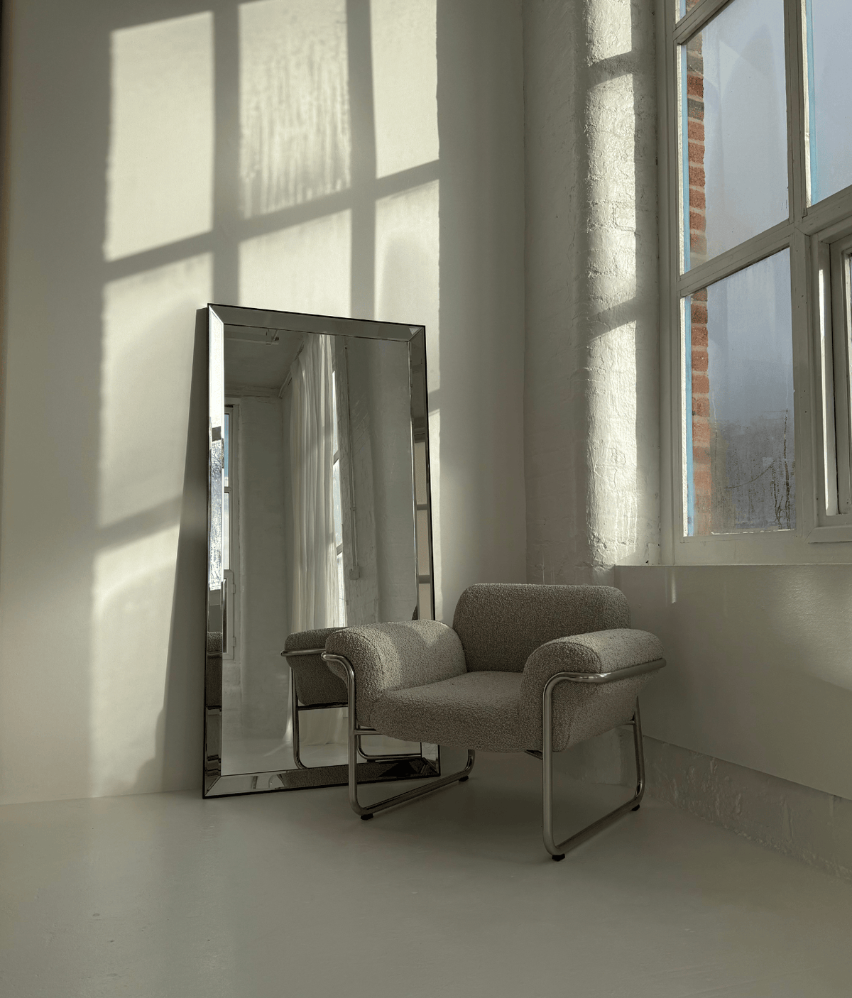 Mirrors of London Mirror Southwark House of Isabella UK