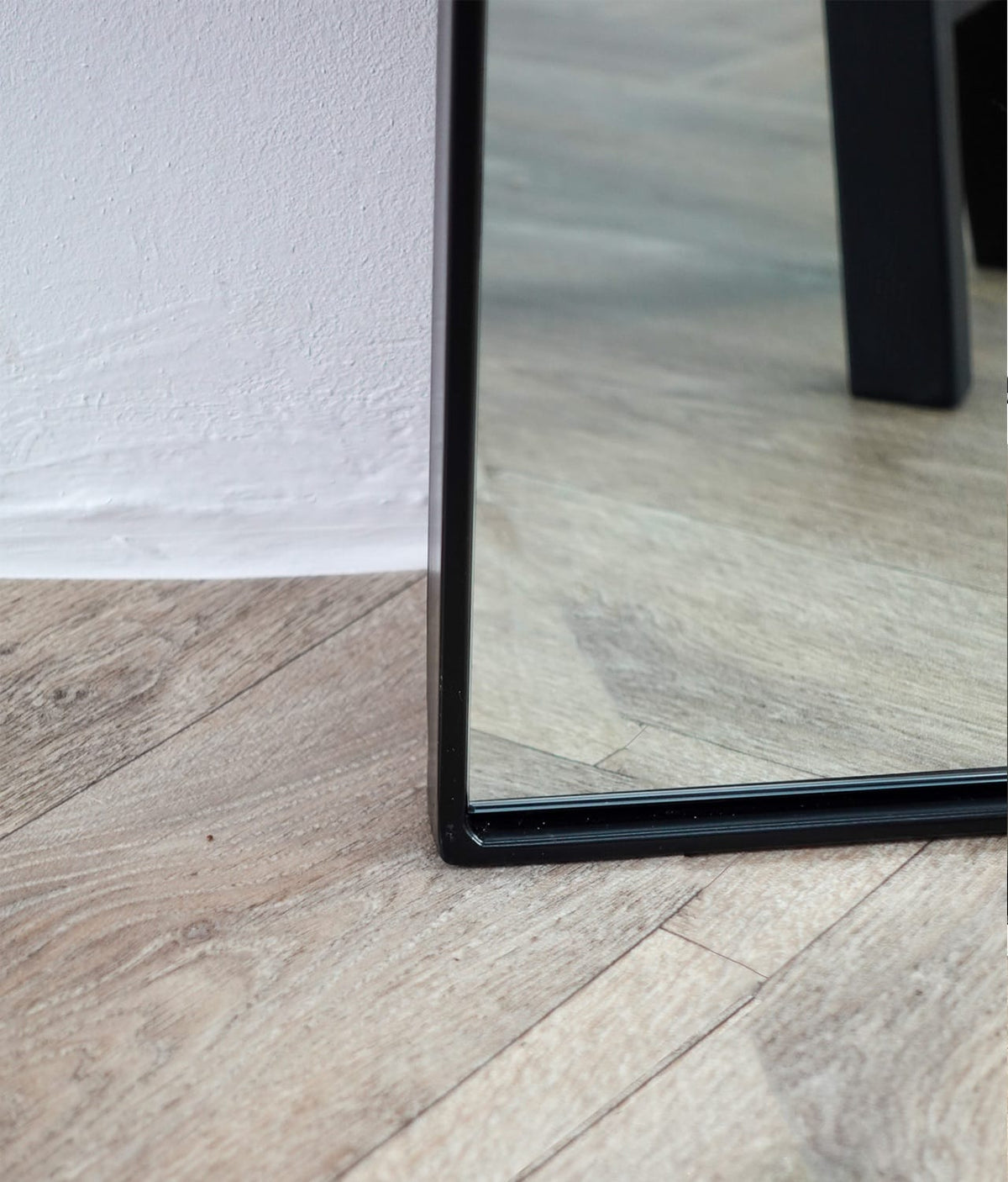 Mirrors of London Mirror Teddington House of Isabella UK