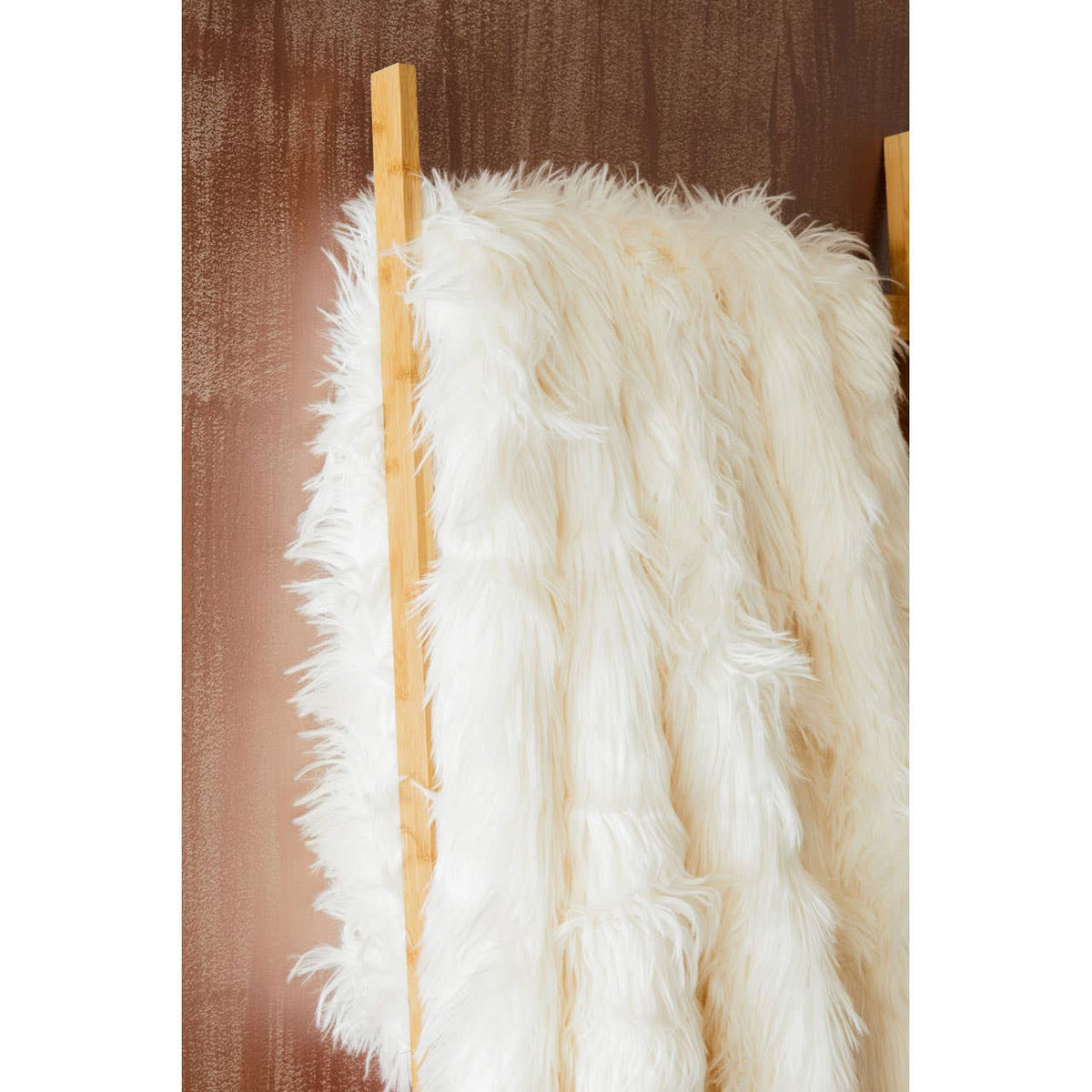 Bosie Lamina Cream Throw.