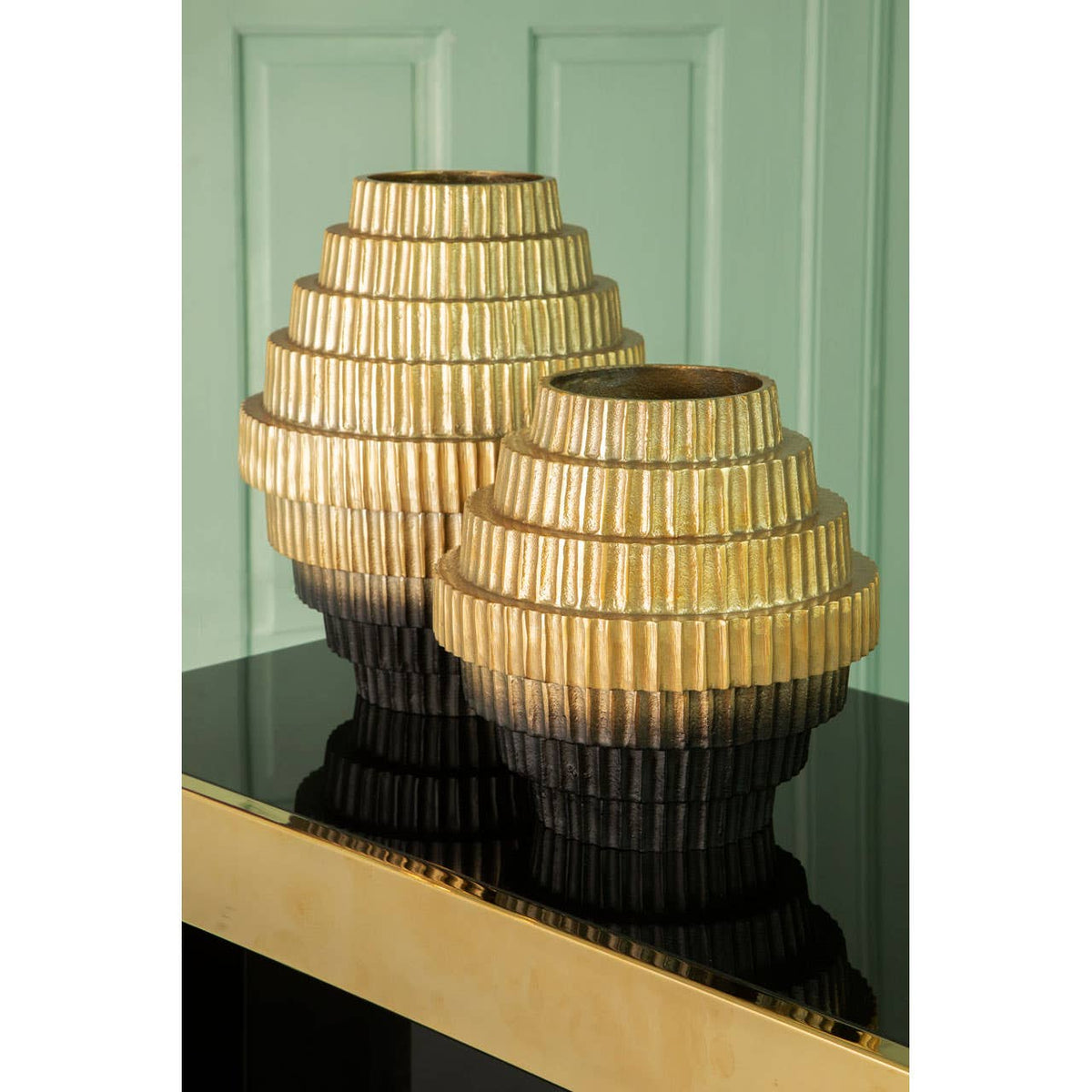 Deomali Large Ombre Gold And Black Vase.