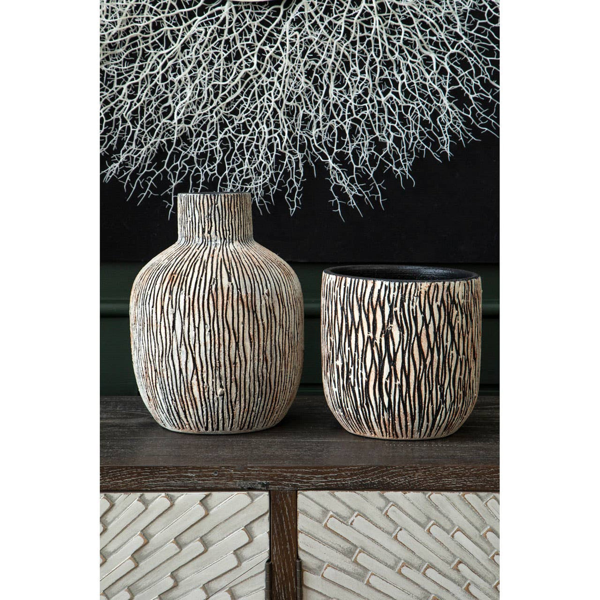 Modello Abstract Mirrored Wall Art.