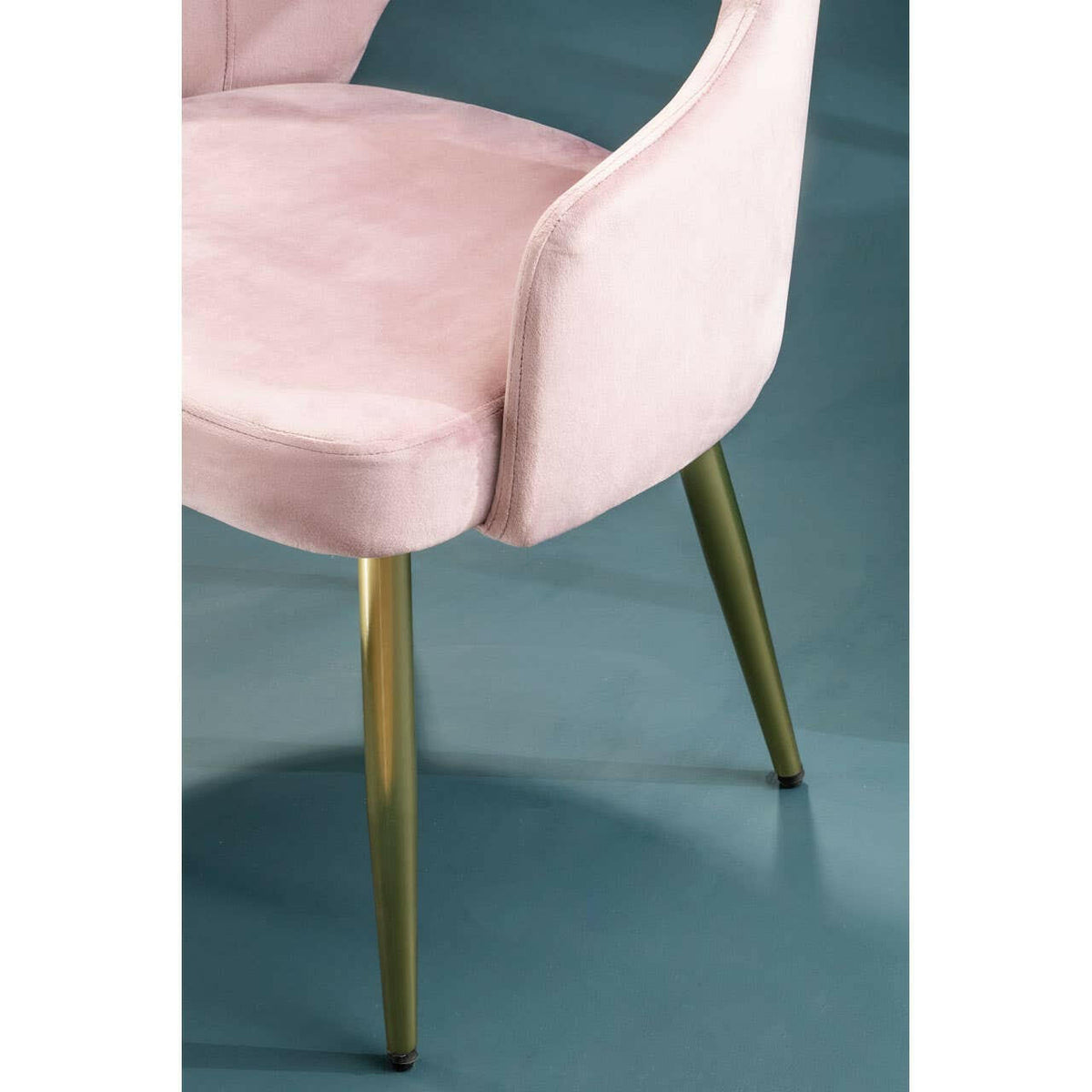 Dani Dusky Pink Velvet Dining Chair.