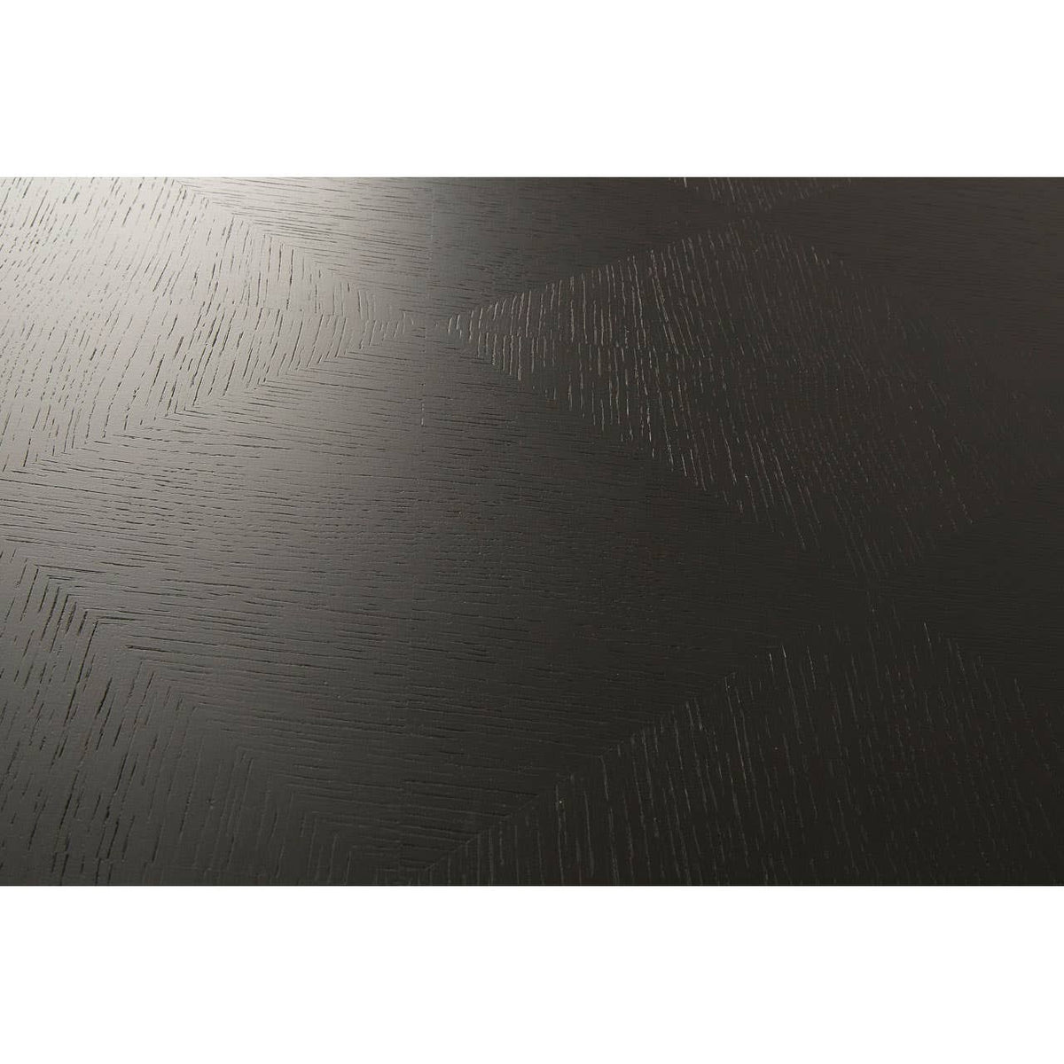 Diamond Dining Table in oak veneer.