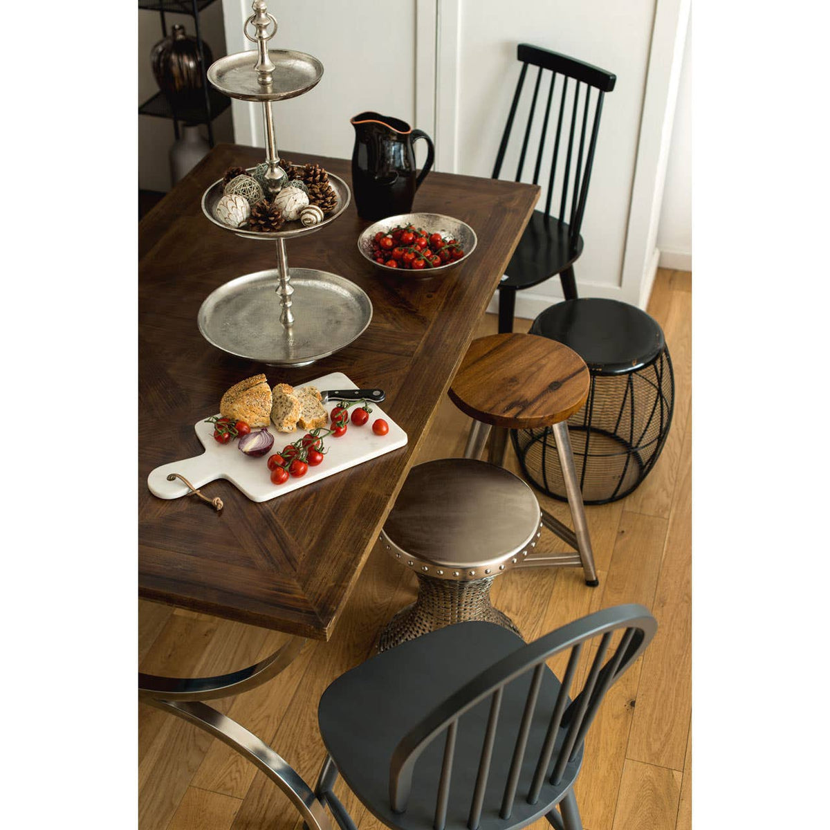 Greenwich Dining Table.