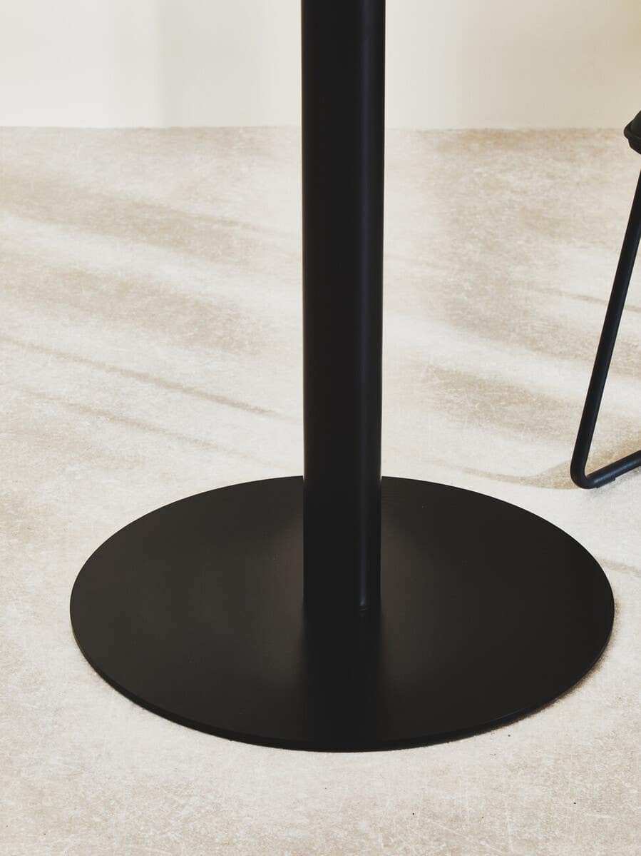 Noosa & Co. Dining Metropolitan Round Matt Black Dining Table House of Isabella UK