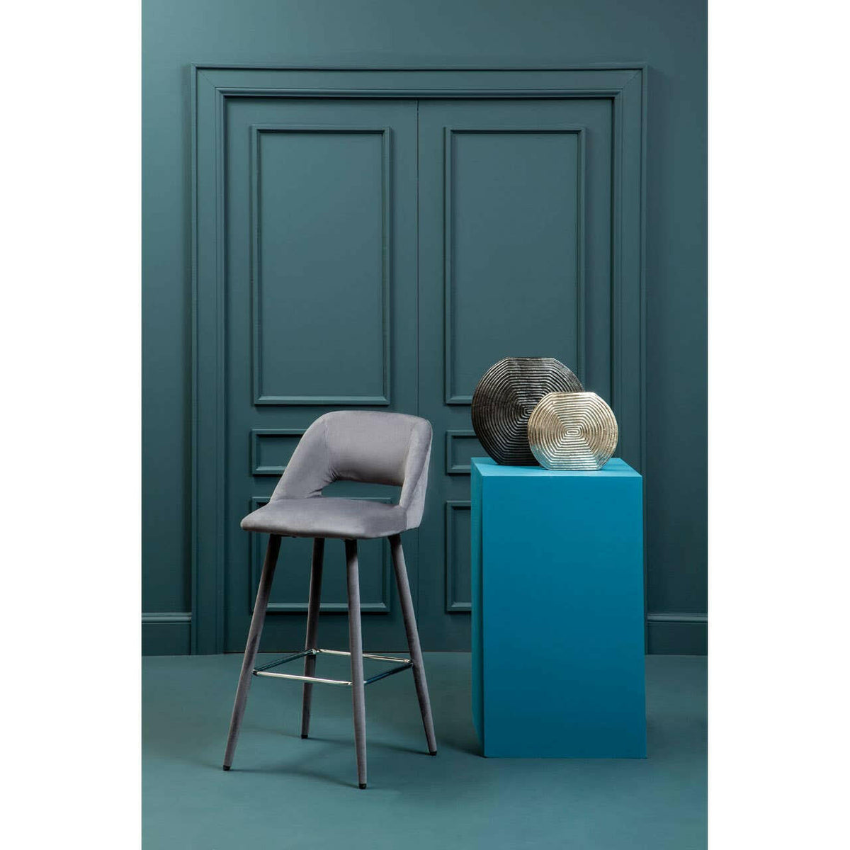Warren Grey Velvet Bar Chair.