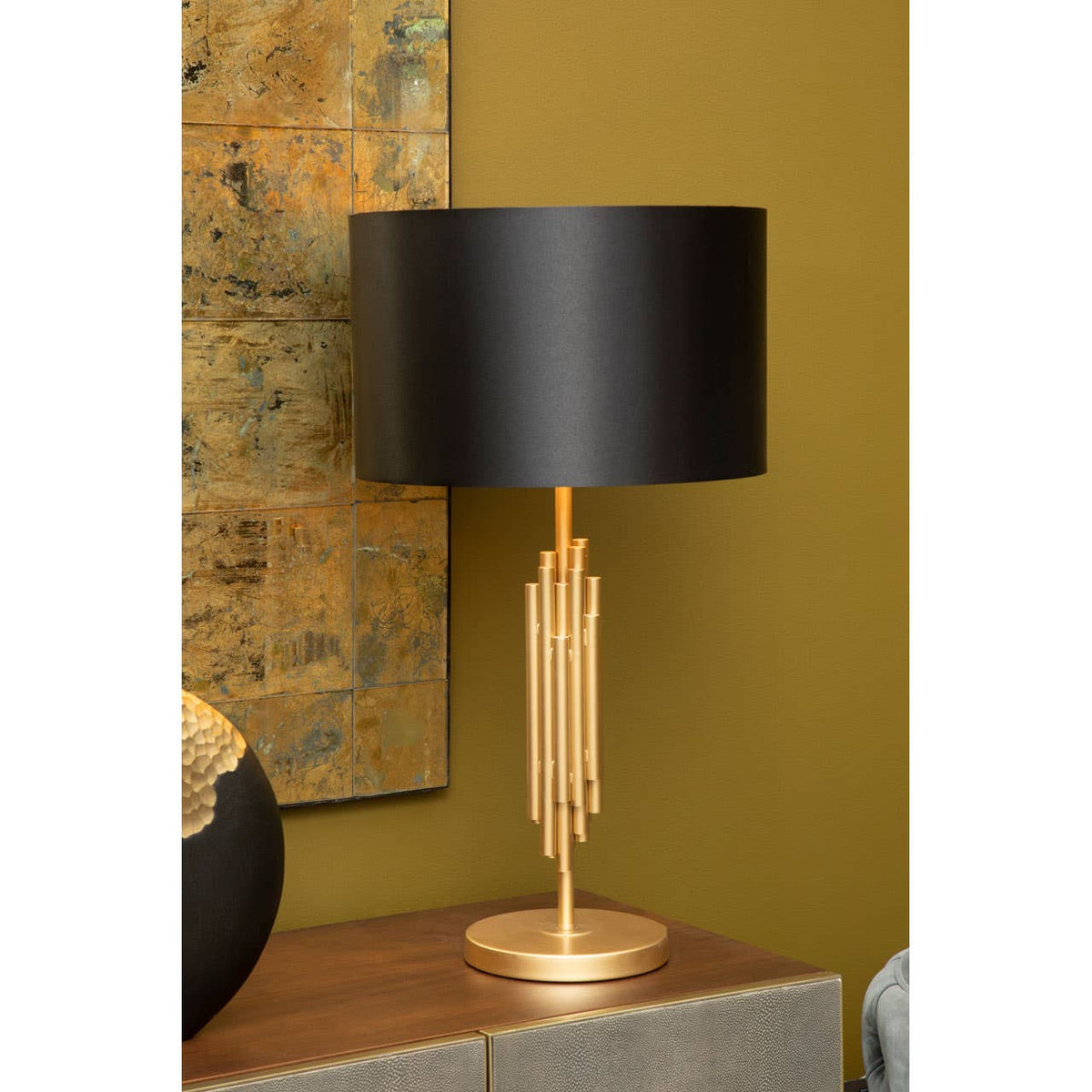 Manor Table Lamp.