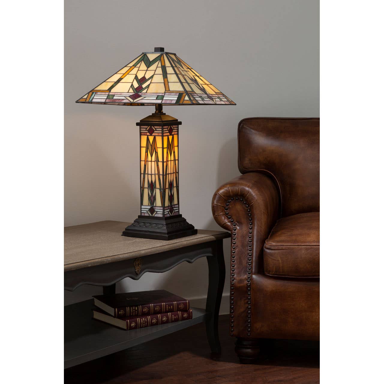 Noosa & Co. Lighting Wisteria Tiffany Table Lamp House of Isabella UK