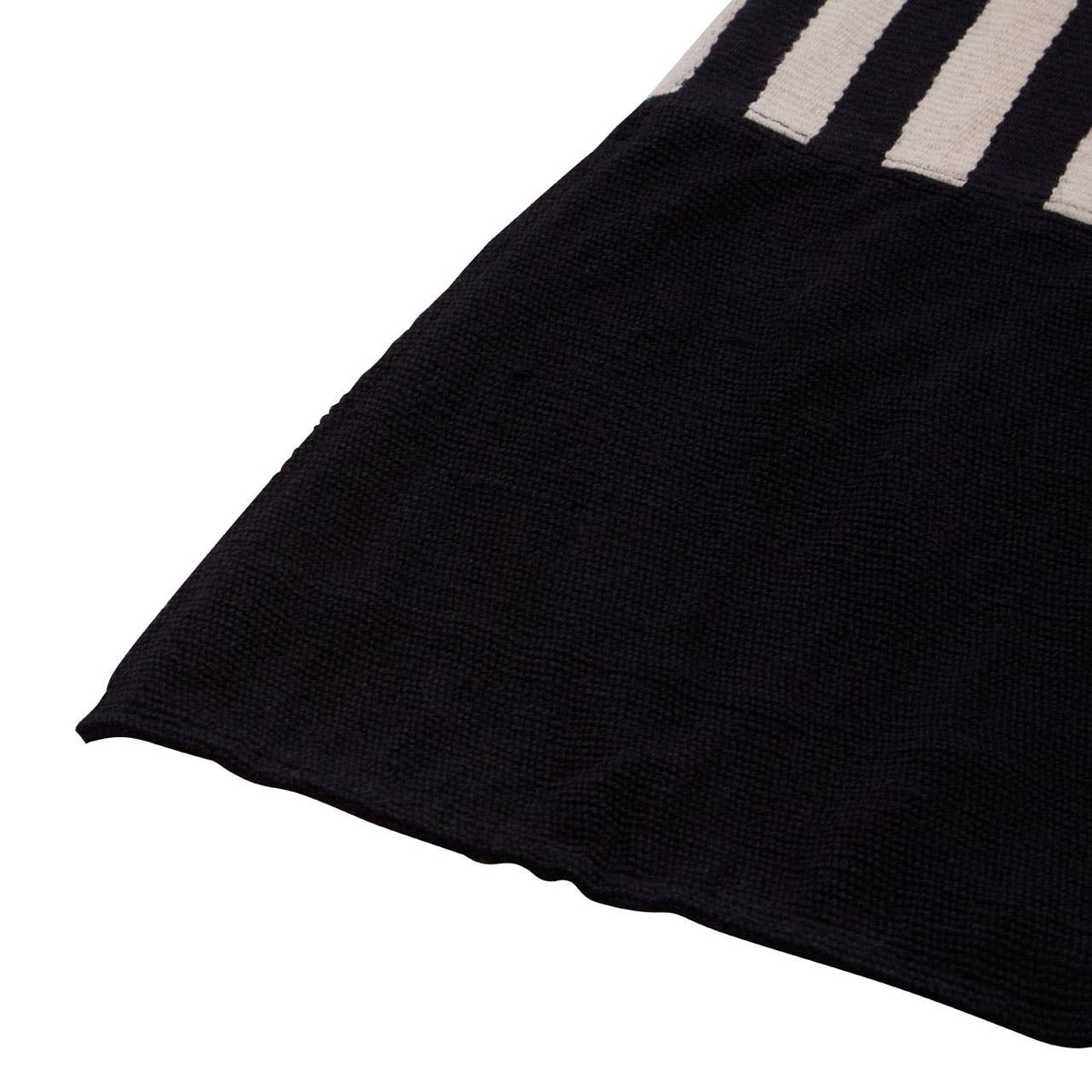 Bosie Black And White Rug.