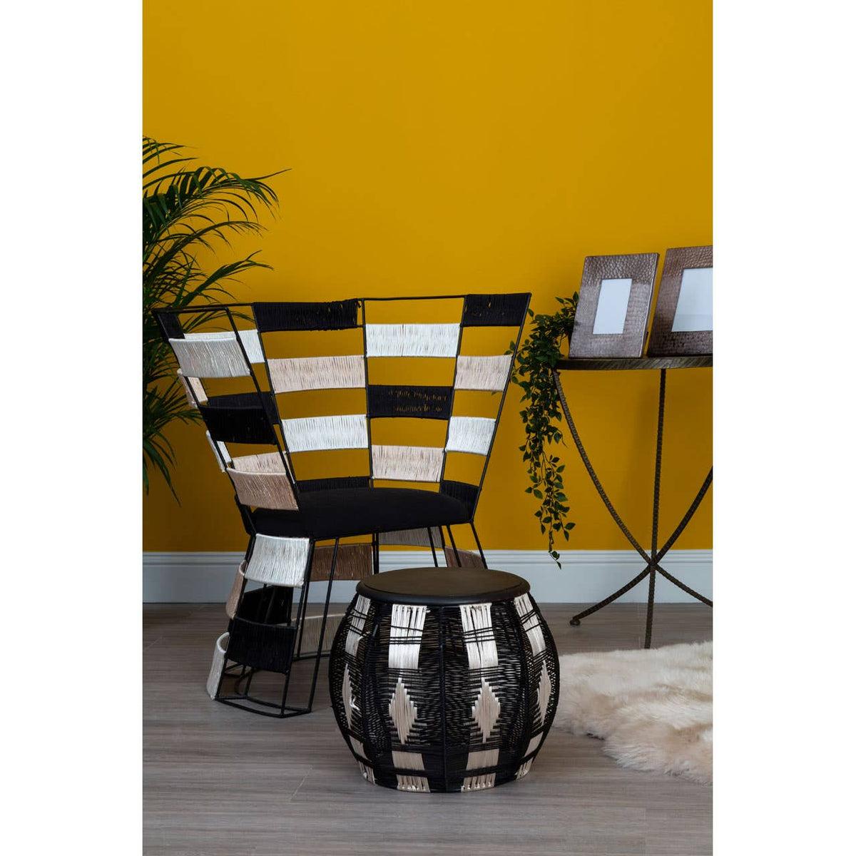 Fusion Beige / Black / White Chair.