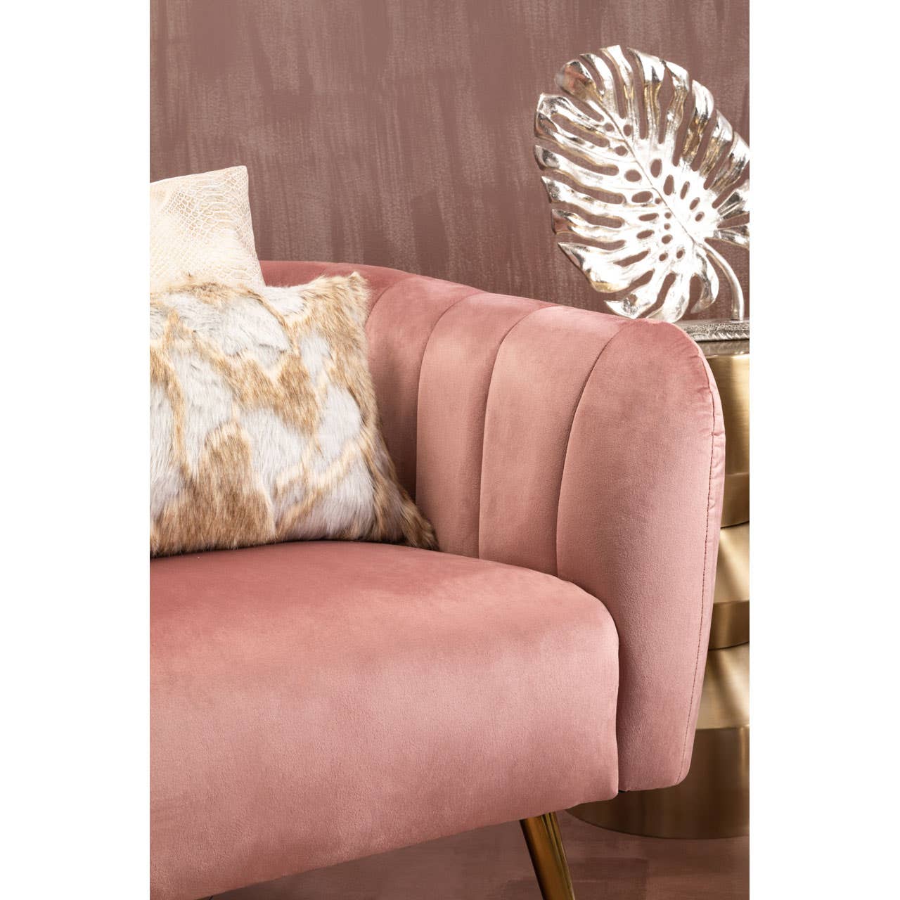 Noosa & Co. Living Larissa Pink Velvet Chair House of Isabella UK