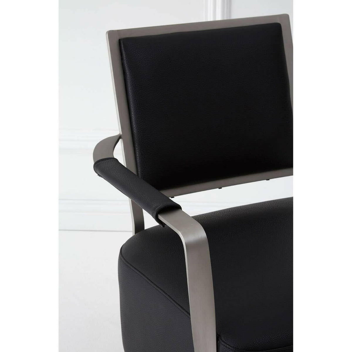 Moda Black Leather Chair.