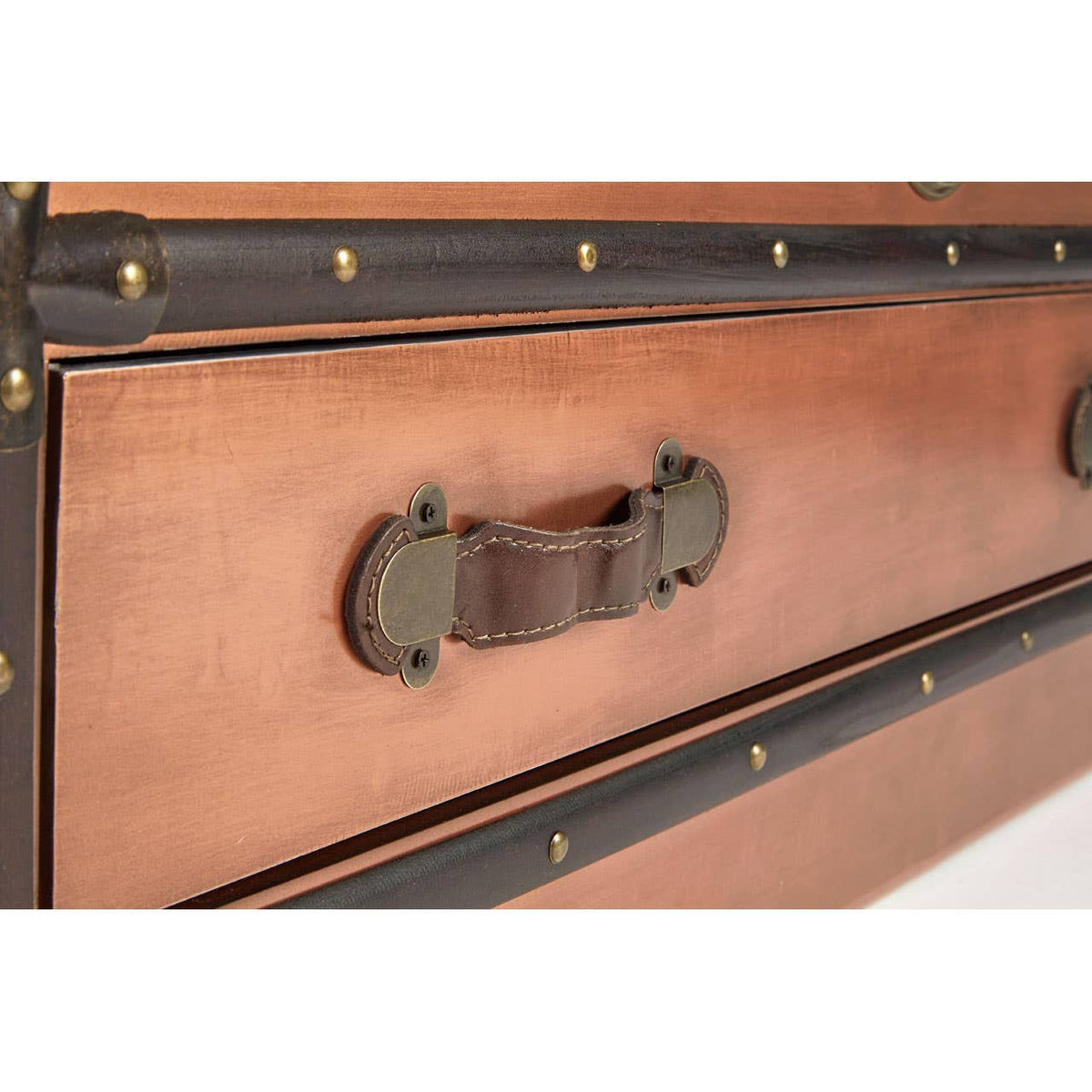 Navigator Trunk.