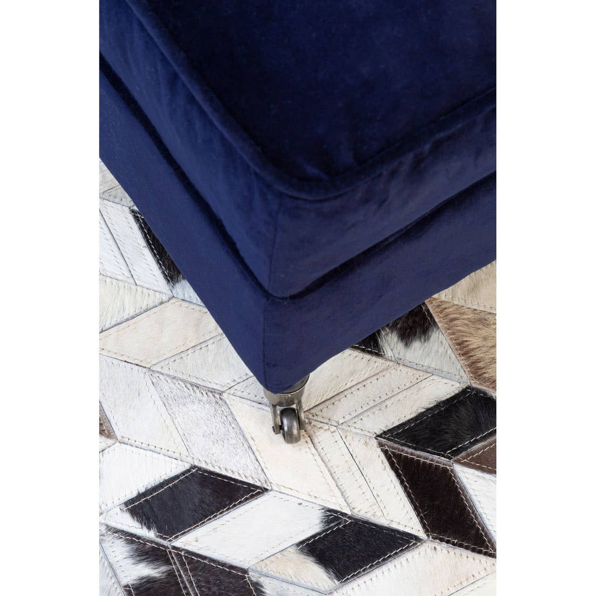Safira Large Black / White Patchwork Rug.