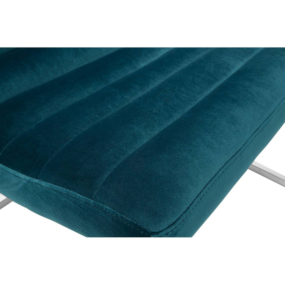 Vogue Teal Velvet Curved Cocktail Chair.