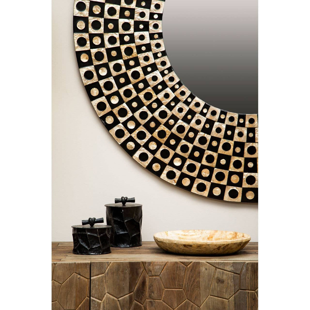 Noosa & Co. Mirrors Palu Round Black Wall Mirror with Shell Inlay House of Isabella UK