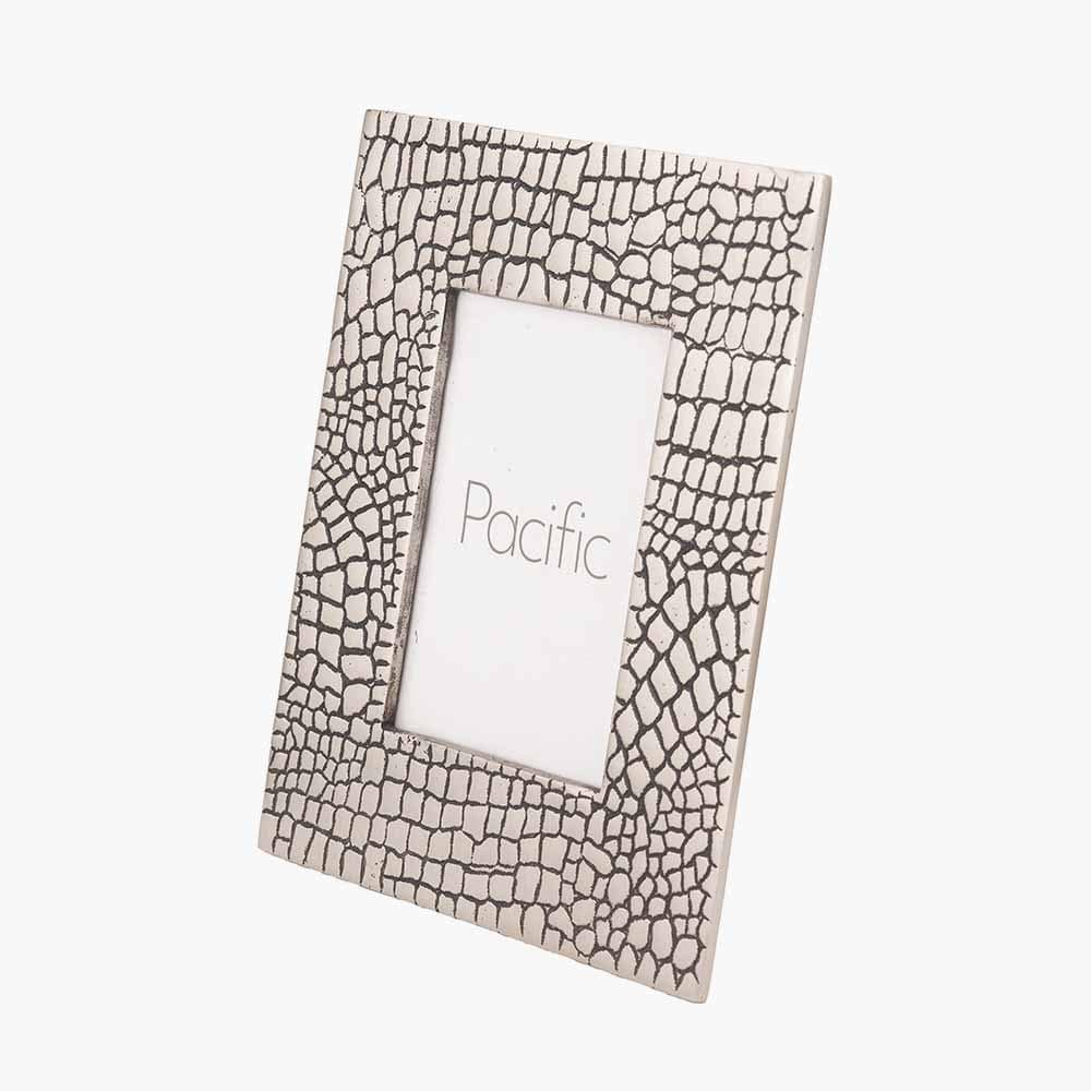Antique Silver Metal Croc Print 5 x 7" Photo Frame.