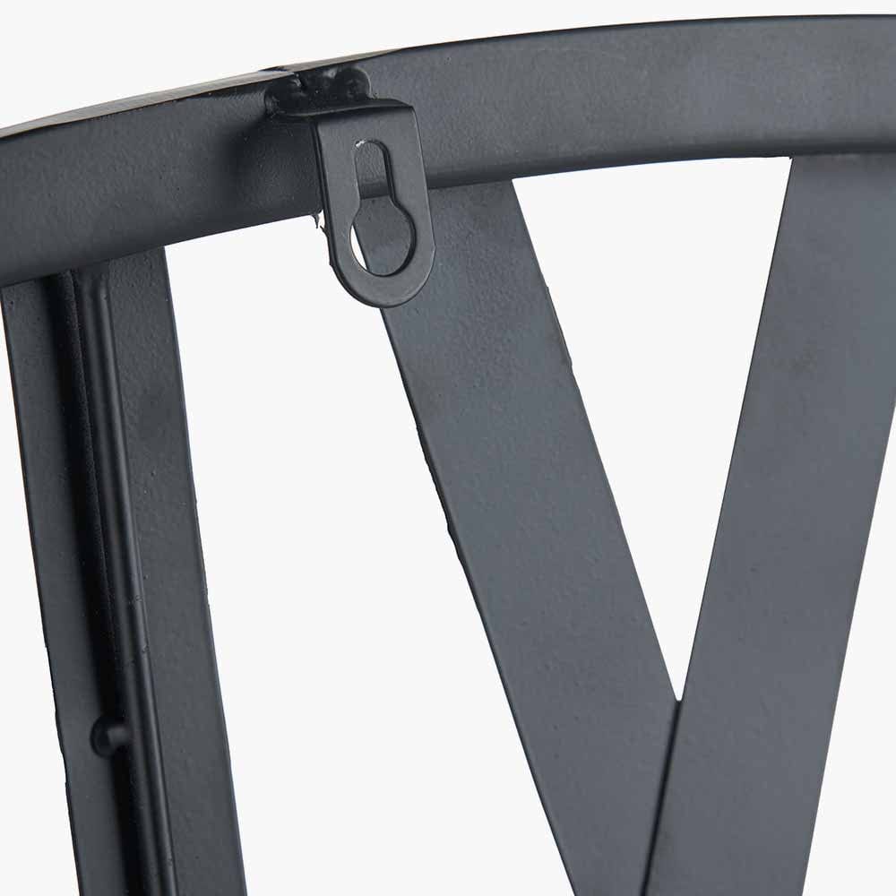 Black Metal Large Round Wall Clock.