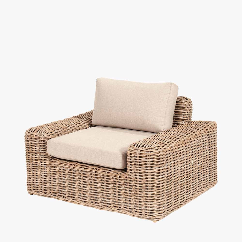 Como Natural Antique Lounge Set.