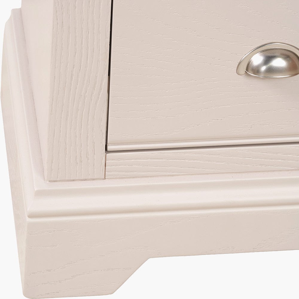 Fairford Parchment White Pine and Oak Wood 5 Drawer Unit.