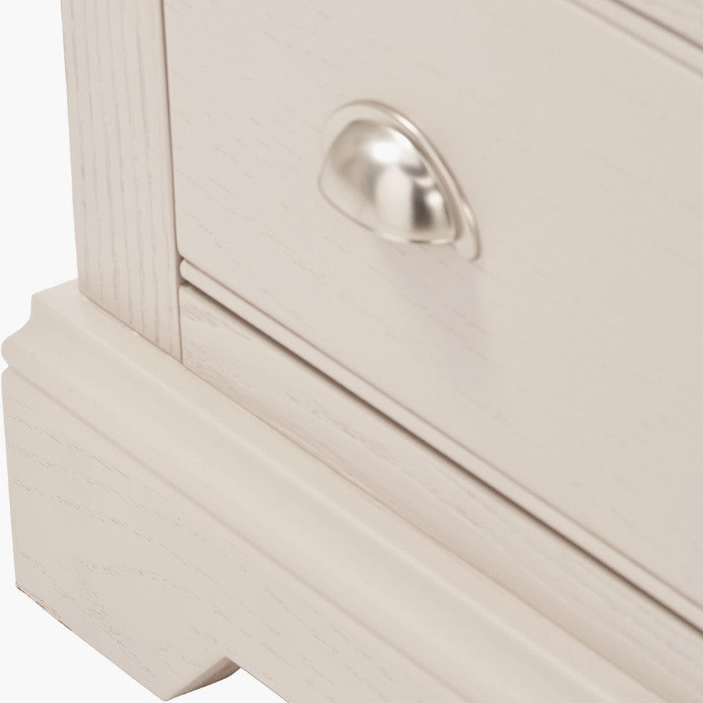 Fairford Parchment White Pine and Oak Wood 7 Drawer Unit.