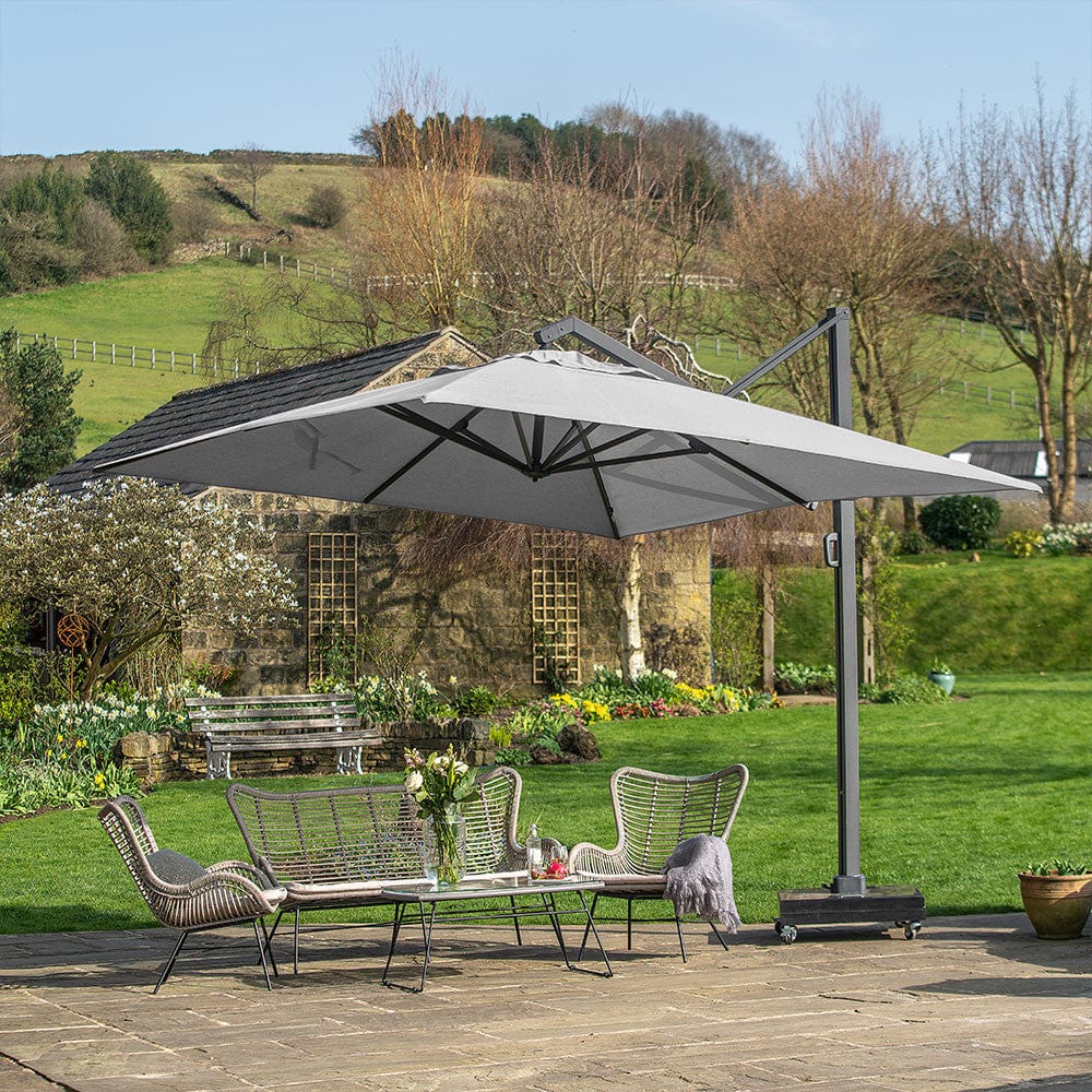 Icon Premium 4mx3m Oblong Manhattan Parasol.