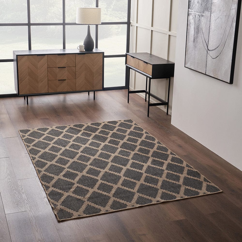 Indoor Outdoor Natural and Slate Grey Diamond Design Rug.