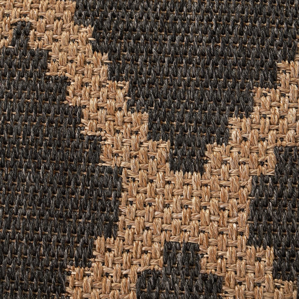 Indoor Outdoor Natural and Slate Grey Diamond Design Rug.