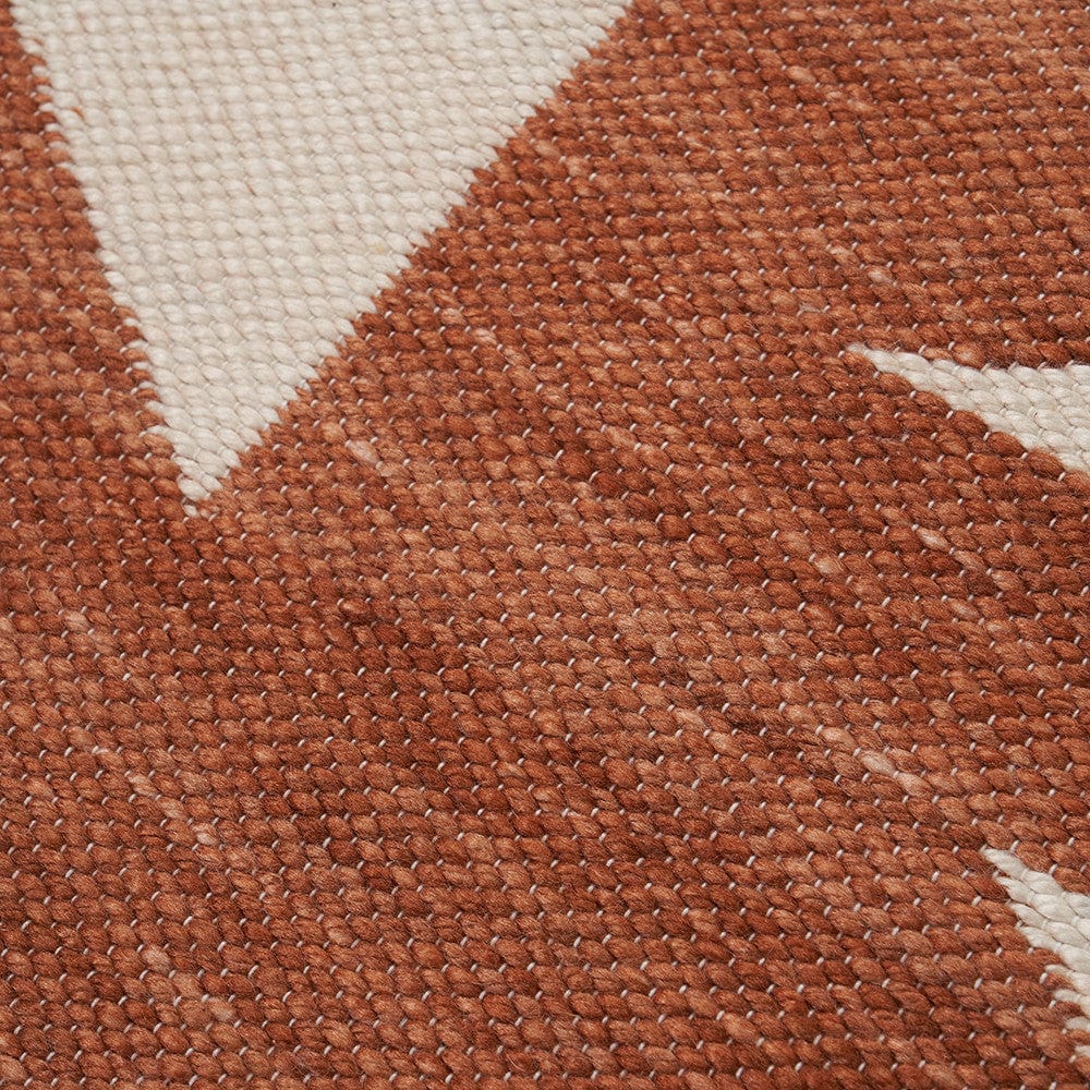 Indoor Outdoor Terracotta and Ivory  Geometric Design Rug Large.