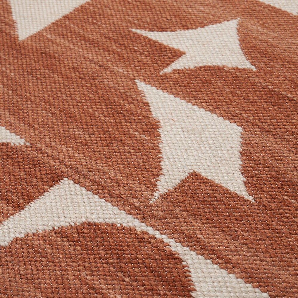 Indoor Outdoor Terracotta and Ivory  Geometric Design Rug Large.
