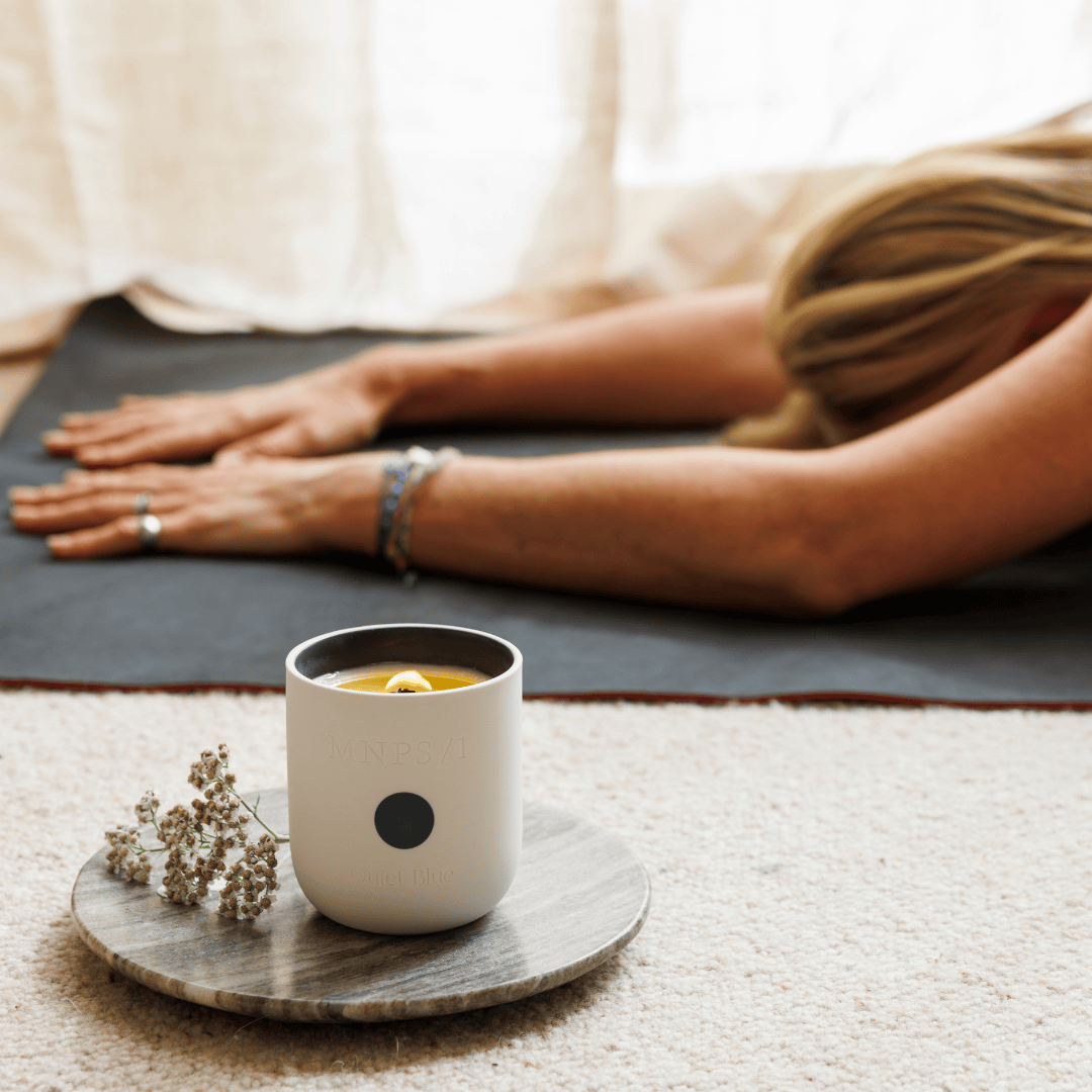 Quiet Blue Candle MNPS/1 - Menopause Sleep Support Aromatherapy Candle House of Isabella UK