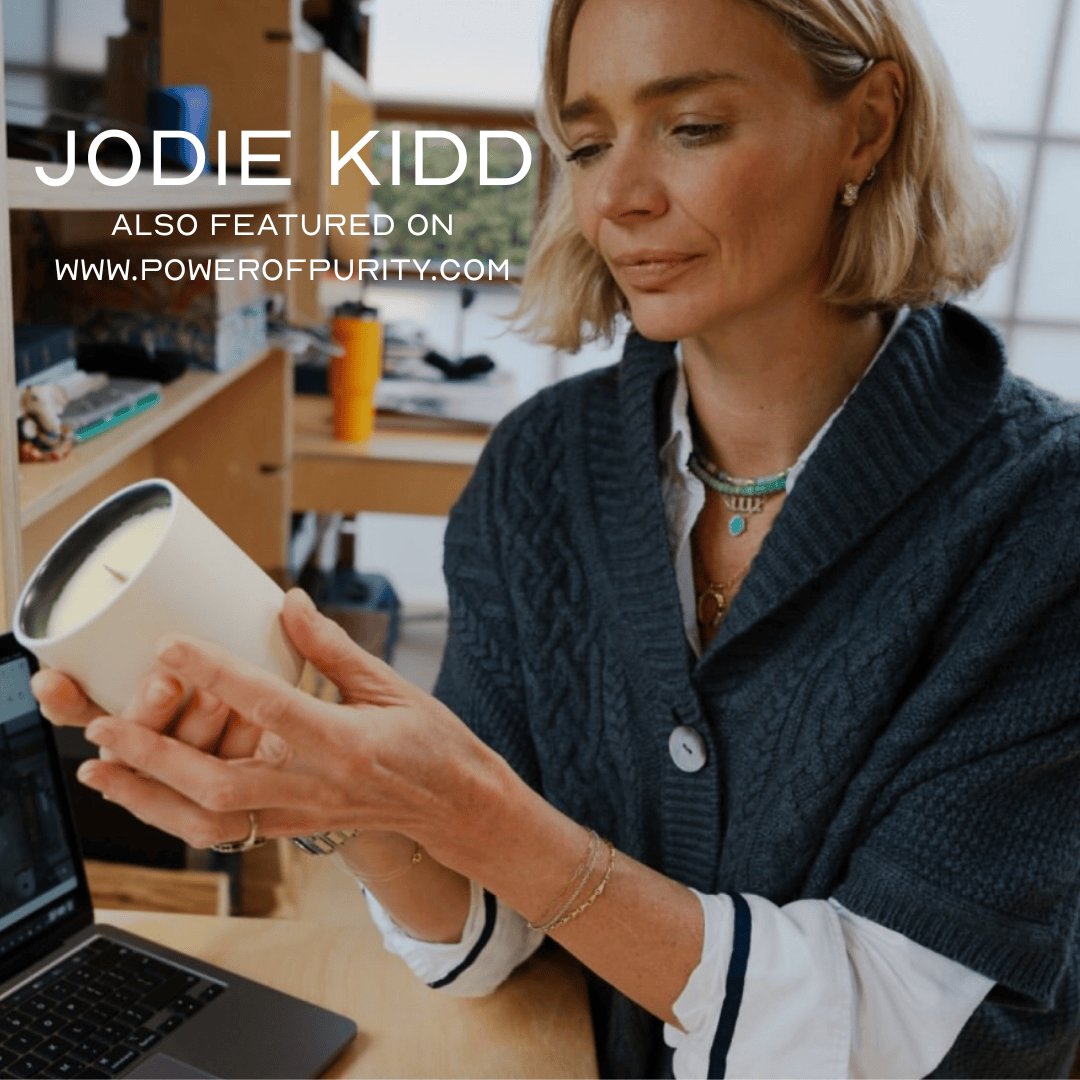 Quiet Blue Candle MNPS/1 - Menopause Sleep Support Aromatherapy Candle House of Isabella UK