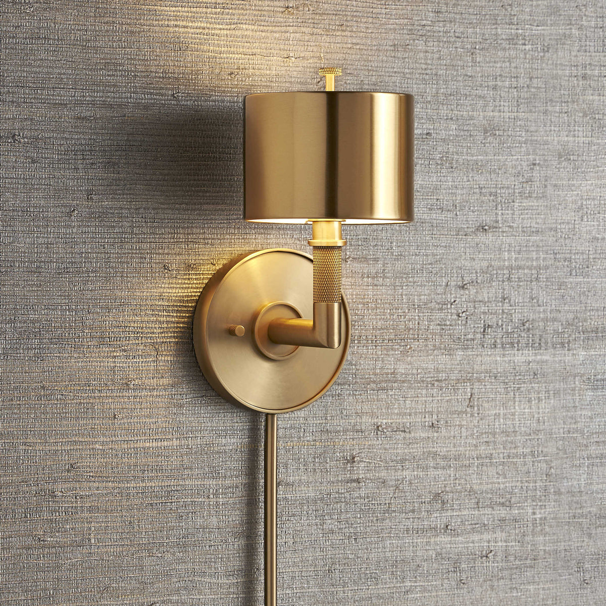 Knurl Wall Light - Brass