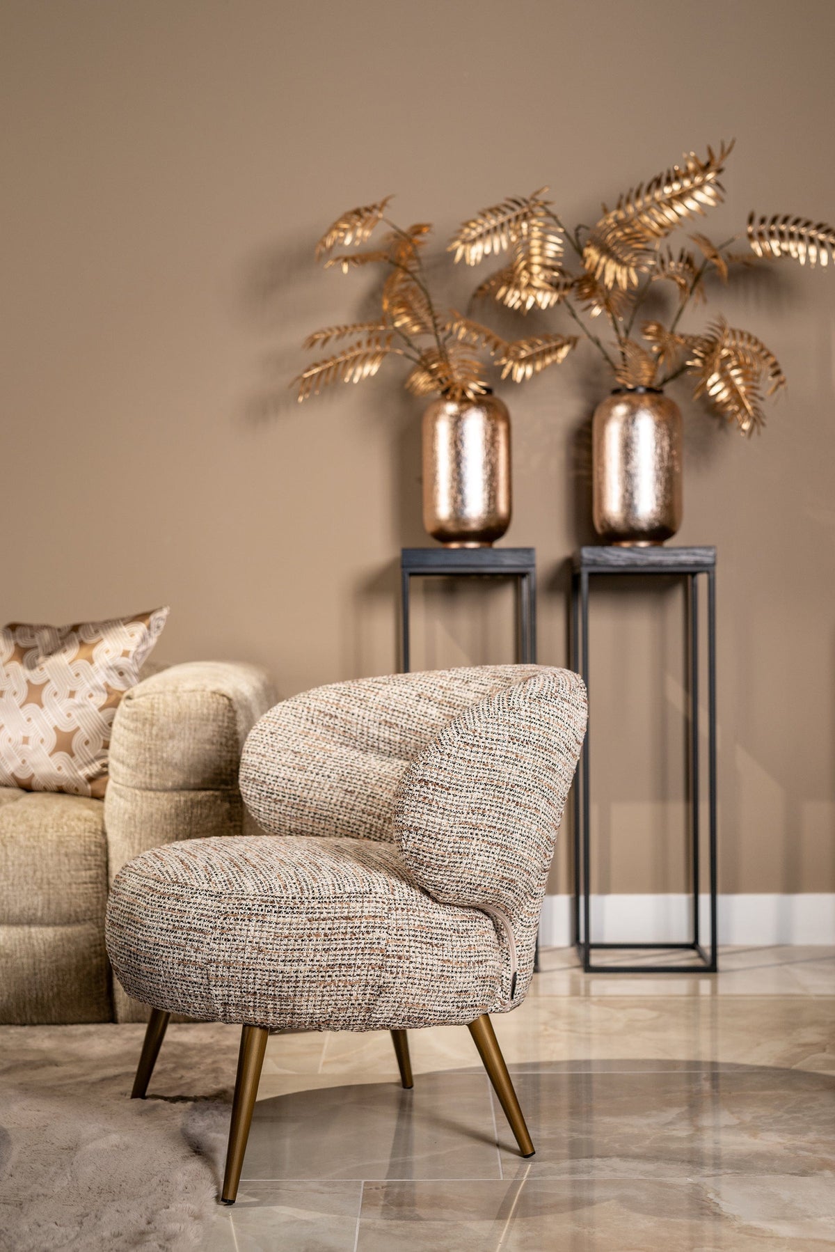 Richmond Interiors Accessories Column Oakura (Black) House of Isabella UK